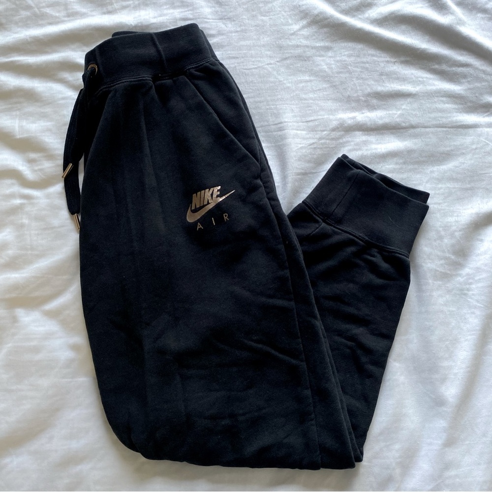 black nike air sweats